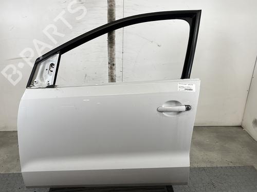 Used Left front door VW POLO V (6R1, 6C1) 1.4 TDI (75 hp) 32063573