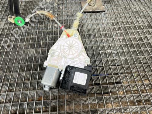 Used Front left window mechanism Front left window mechanism AUDI A3 (8P1) 1.9 TDI (105 hp) 32115151 32115151