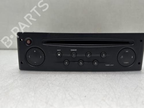Bilradio RENAULT CLIO II (BB_, CB_) 1.5 dCi (B/CB07) (65 hp) 31189571