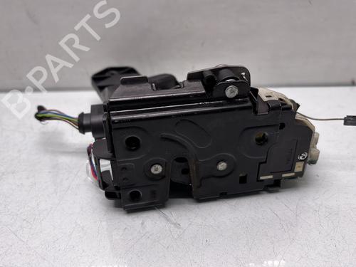 Used Front left lock VW GOLF IV (1J1) 1.4 16V (75 hp) 32339423