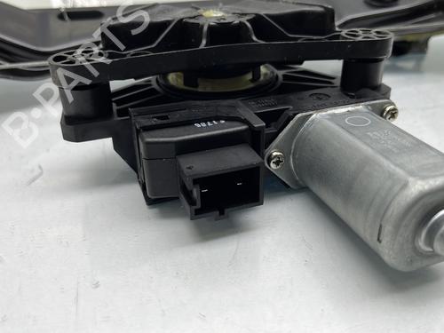 Used Rear right window mechanism Rear right window mechanism 24202122 24202122