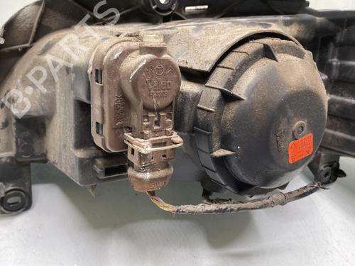 Right headlight PEUGEOT 106 II (1A_, 1C_) 1.0 i | BP28281183C29 
