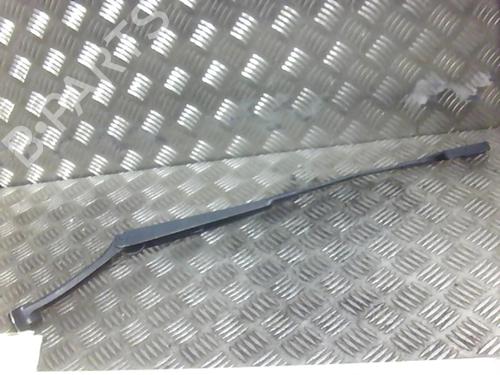 Used Front windshield wiper arm KIA CEE'D SW (ED) 1.6 CRDi 115 (115 hp) 21952585