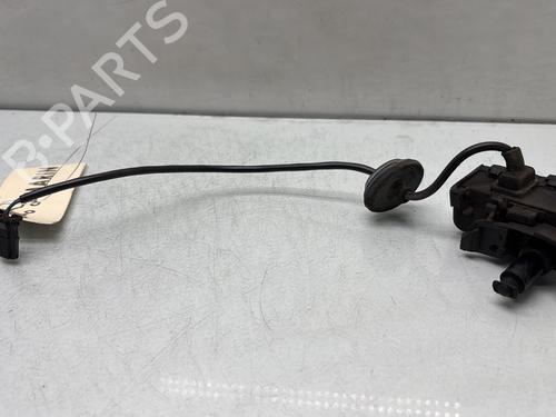 BP29939749E18 main image