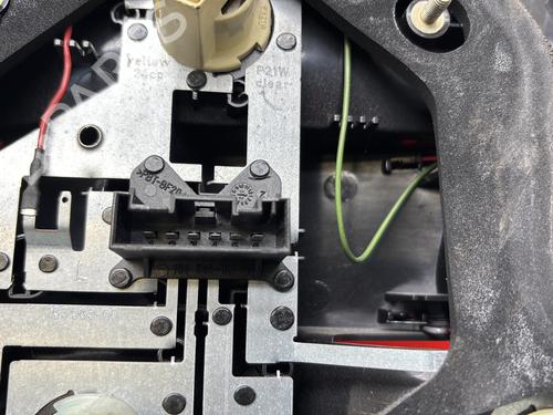 Left taillight BMW 5 (E39) 520 d | BP32524557C34