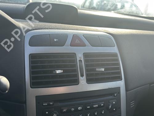 Left front window switch PEUGEOT 307 Break (3E) 2.0 HDI 90 | BP34459109I27 - Image 20