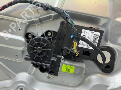 Used Front right window mechanism Front right window mechanism VOLVO C30 (533) 1.6 D (109 hp) 40439237 40439237