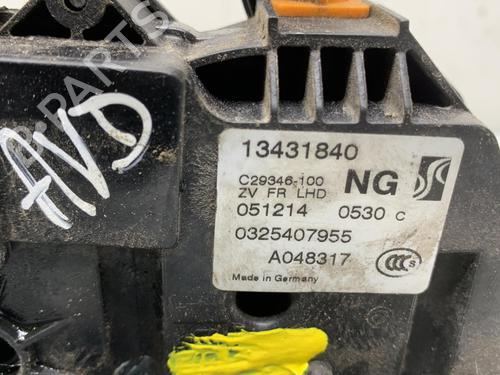 Højre fortil lås OPEL CORSA E (X15) 1.2 (08, 68) (69 hp) 20008328
