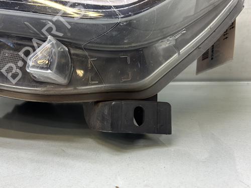 Scheinwerfer rechts für Scheinwerfer rechts RENAULT CAPTUR I (J5_, H5_) 1.2 TCe 120 (118 hp) 33830821 33830821