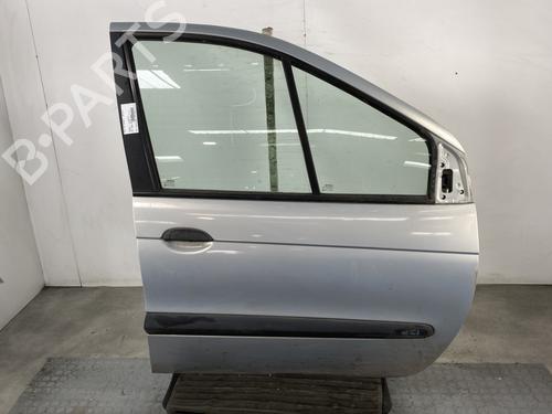 Dør højre fortil RENAULT SCÉNIC I MPV (JA0/1_, FA0_) 1.9 dCi (JA05, JA1F) (102 hp) 26171272