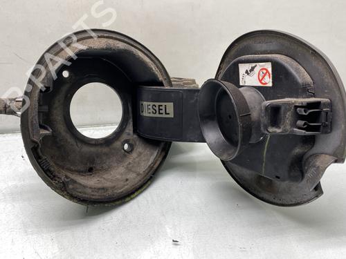 fuel-flap-renault-megane-iii-hatchback-bz01_-b3_-2008-31594614 main image