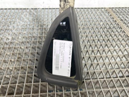 rear-right-quarter-glass-renault-clio-iv-bh_-2012-2013-2014-2015-2016-2017-2018-2019-2020-2021-32853990 main image