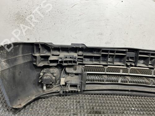 Used Front bumper Front bumper 32368082 32368082