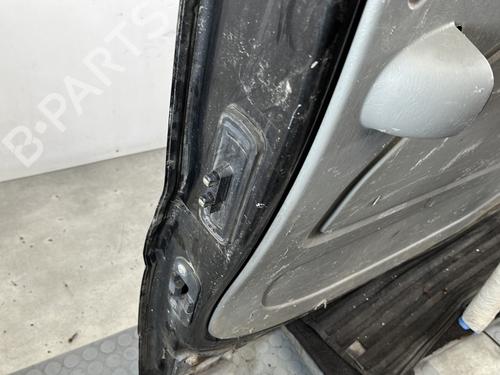 Højre side skydedør Højre side skydedør RENAULT TRAFIC II Van (FL) 1.9 dCi 80 (FL0B) (82 hp) 32190320 32190320