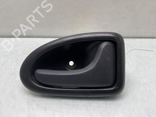 Used Front right interior door handle Front right interior door handle RENAULT TRAFIC II Bus (JL) 2.0 dCi 90 (JL00, JL01, JL0H, JL0M, JL0P, JL0S) (90 hp) 29995770 29995770