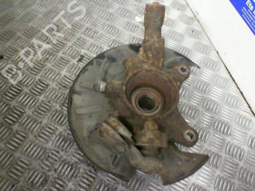 Used Left front steering knuckle Left front steering knuckle LAND ROVER FREELANDER I (L314) [1998-2006] 20020317 20020317