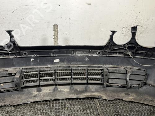 Front bumper VW POLO IV (9N_, 9A_) 1.2 12V | BP31146837C7