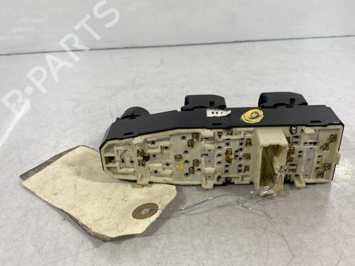 Used Left front window switch Left front window switch CHEVROLET MATIZ (M200, M250) [2005-2026] 20015733 20015733