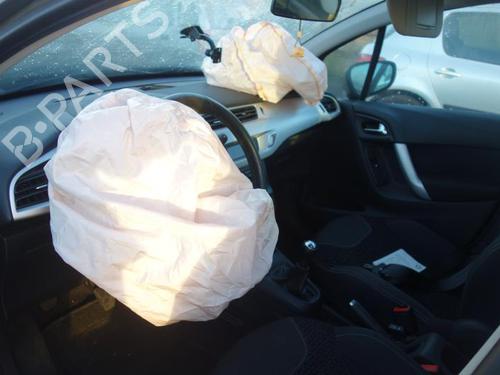 Front left lock CITROËN C3 II (SC_) 1.4 HDi 70 (SC8HZC, SC8HR0, SC8HP4) | BP22375410C98 