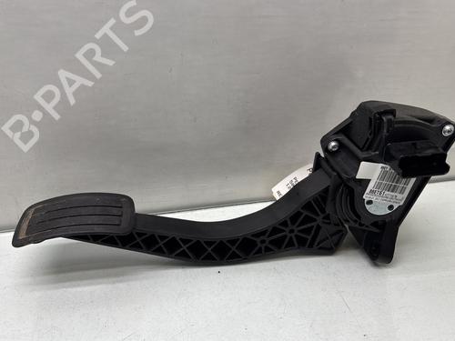 Used Pedal PEUGEOT 5008 II (MC_, MJ_, MR_, M4_) 1.2 THP (MRHNYH, MRHNYW, MRHNSJ, MRHNSU, MRHNSM) (131 hp) 32527731