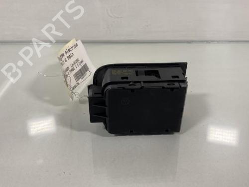 Used Switch Switch VW SHARAN (7N1, 7N2) 2.0 TDI (140 hp) 19952772 19952772