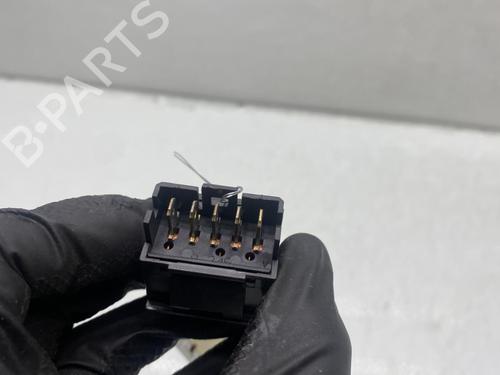 Used Right front window switch Right front window switch CITROËN BERLINGO / BERLINGO FIRST MPV (MF_, GJK_, GFK_) 2.0 HDI 90 (MFRHY) (90 hp) 20185585 20185585