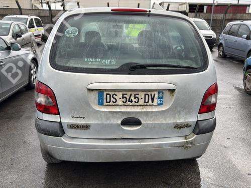 Troisième feu stop RENAULT SCÉNIC I MPV (JA0/1_, FA0_) 1.9 dCi (JA05, JA1F) | BP29707076L11 