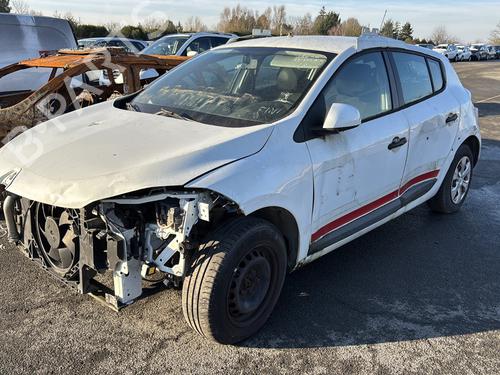 Fuse box RENAULT MEGANE III Hatchback (BZ0/1_, B3_) 1.5 dCi (BZ0C) | BP23764761E1  - Image 14