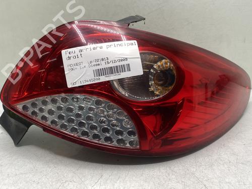 right-taillight-peugeot-206-2l_-2m_-2009-2010-2011-2012-2013-31906107 main image