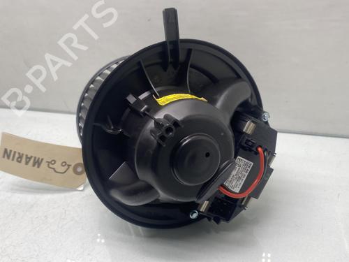 Used Heater blower motor Heater blower motor VW TOURAN (1T3) 1.6 TDI (105 hp) 32389492 32389492