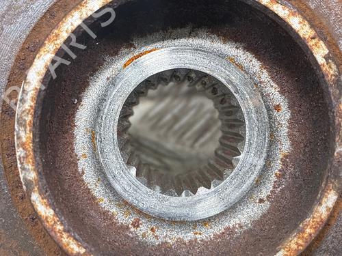 Used Right front steering knuckle Right front steering knuckle 32455883 32455883