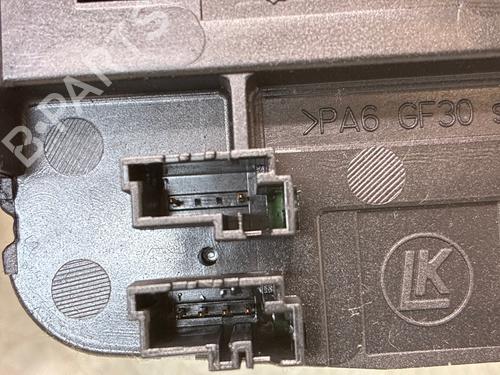 Used Steering column stalk Steering column stalk 36682525 36682525