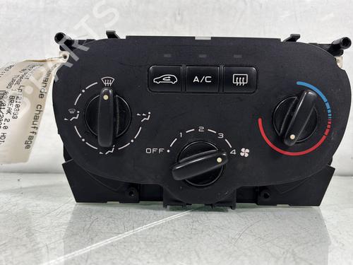 Used Climate control PEUGEOT 307 Break (3E) 2.0 HDI 110 (107 hp) 30362688