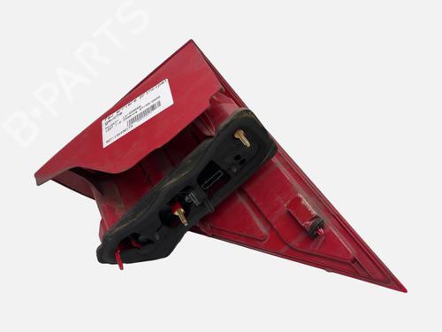 left-taillight-peugeot-1007-km_-2005-39985114 main image