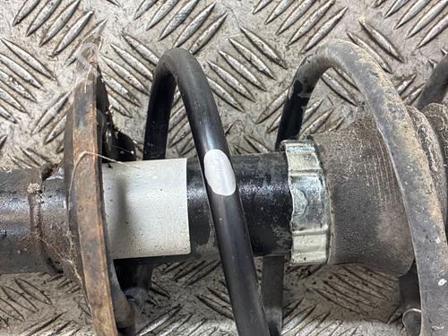 Used Left front shock absorber Left front shock absorber 37663792 37663792
