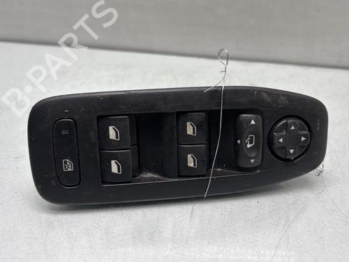 Used Left front window switch PEUGEOT 208 I (CA_, CC_) 1.6 HDi (92 hp) 29507801