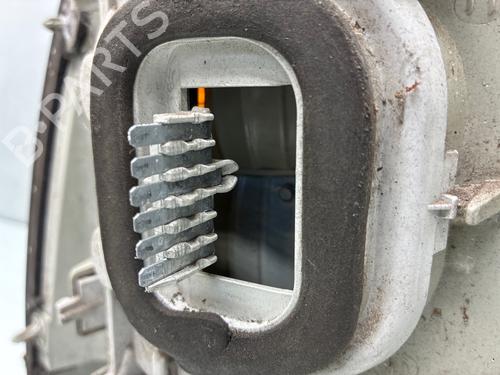 Used Right taillight Right taillight 39043340 39043340