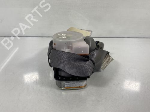 Venstre foran beltestrammer SUZUKI ALTO VI (FF) 1.1 (RF410) (63 hp) 19965128