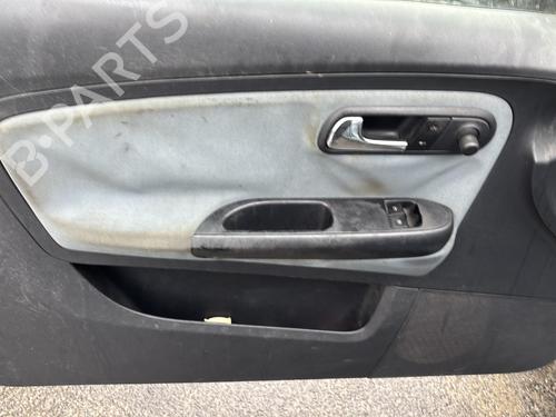 Rejilla SEAT IBIZA III (6L1) 1.9 SDI | BP36053050C40 - Image 20