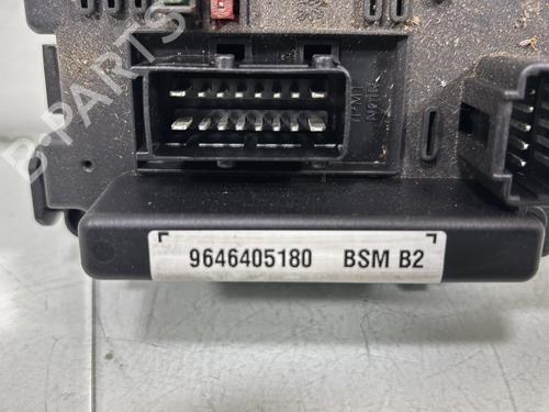 Used Fuse box Fuse box PEUGEOT 206 Hatchback (2A/C) 1.4 i (75 hp) 31205752 31205752