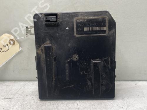 Fuse box RENAULT SCÉNIC II (JM0/1_) 1.5 dCi (JM1E, JM16) | BP32024562E1 - Image 3