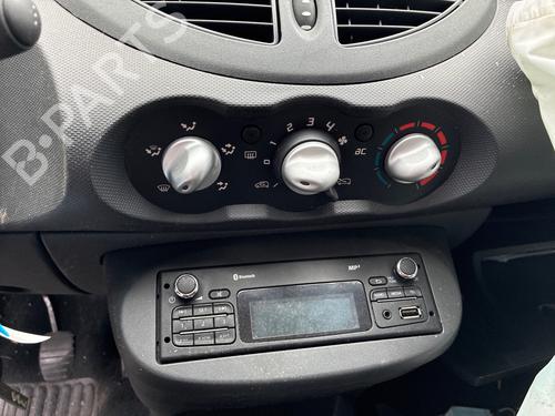 Right front indicator RENAULT TWINGO II (CN0_) | BP37679030C33 - Image 25