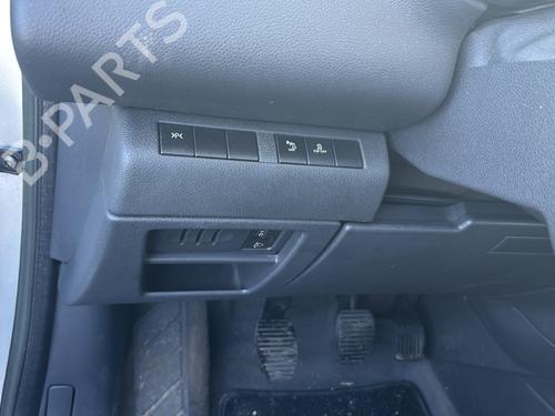 Left front window switch PEUGEOT 5008 (0U_, 0E_) 2.0 HDi 150 / BlueHDi 150 | BP36162594I27 - Image 9
