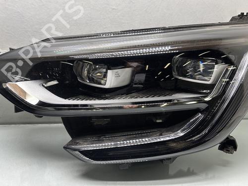 Used Left headlight RENAULT MEGANE IV Hatchback (B9A/M/N_) 1.2 TCe 130 (B9MR) (130 hp) 29184737