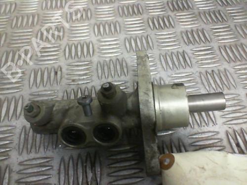 Used Brake master cylinder RENAULT CLIO III (BR0/1, CR0/1) 1.5 dCi (BR17, CR17) (86 hp) 20019861