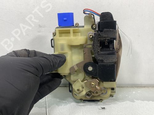 Used Front left lock VW POLO IV (9N_, 9A_) 1.9 SDI (64 hp) 30791555