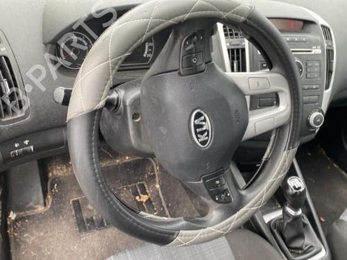 Warning switch KIA CEE'D Hatchback (ED) 1.6 CRDi 115 | BP19966091I22 - Image 35