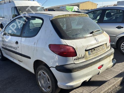 Fuse box PEUGEOT 206 Hatchback (2A/C) 1.4 HDi eco 70 | BP31646875E1