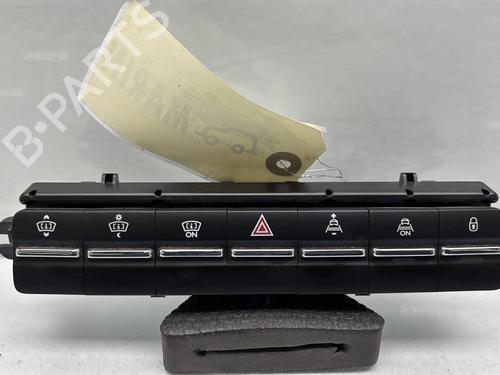 Used Warning switch PEUGEOT 5008 (0U_, 0E_) 1.6 HDi (114 hp) 30082679