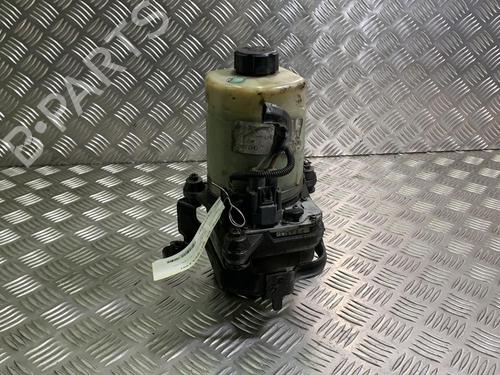 Used Steering pump FORD FOCUS II (DA_, HCP, DP) [2004-2013]  19979303